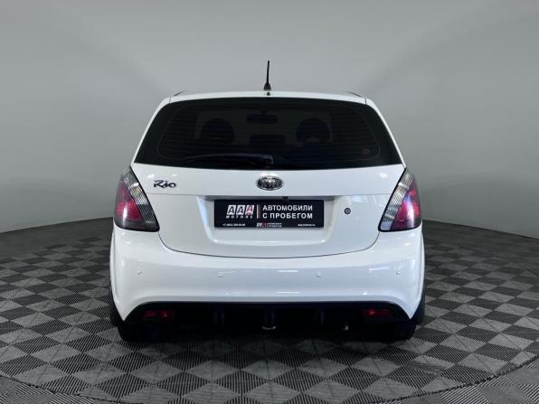 Kia Rio II Рестайлинг с пробегом 2011 года, цена 660 000 рублей, 202462 км, хэтчбек, Автокод Объявления