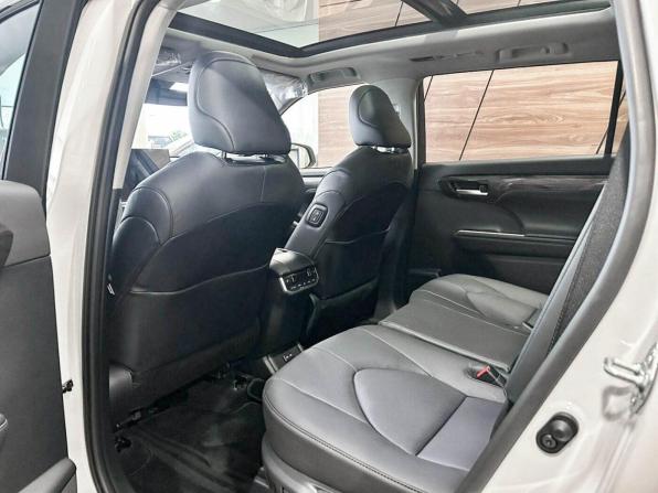 Toyota Highlander IV (XU70) с пробегом 2026 года, цена 5 700 000 рублей, 34 км, внедорожник, Автокод Объявления