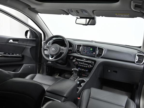 Kia Sportage IV с пробегом 2016 года, цена 1 849 000 рублей, 132000 км, внедорожник, Автокод Объявления