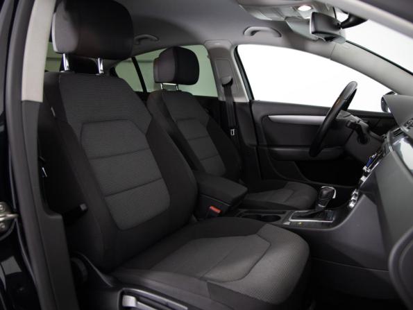 Volkswagen Passat B7 с пробегом 2012 года, цена 999 000 рублей, 210454 км, седан, Автокод Объявления