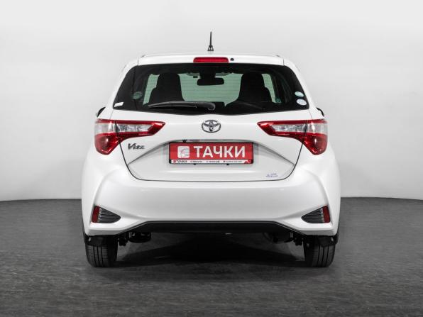 Toyota Vitz III (XP130) Рестайлинг 2 с пробегом 2017 года, цена 928 500 рублей, 84675 км, хэтчбек, Автокод Объявления