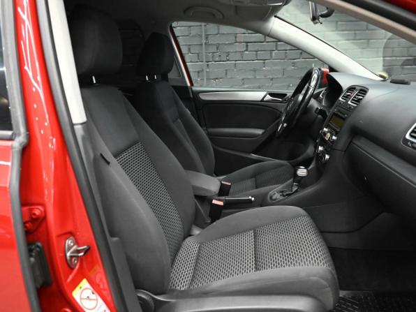 Volkswagen Golf VI с пробегом 2010 года, цена 850 000 рублей, 201992 км, хэтчбек, Автокод Объявления