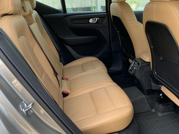 Volvo XC40 I с пробегом 2021 года, цена 3 399 000 рублей, 112282 км, внедорожник, Автокод Объявления