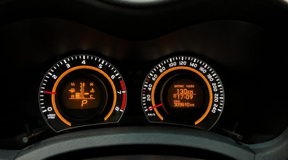 Toyota Auris I Рестайлинг Кемерово  - изображение 5