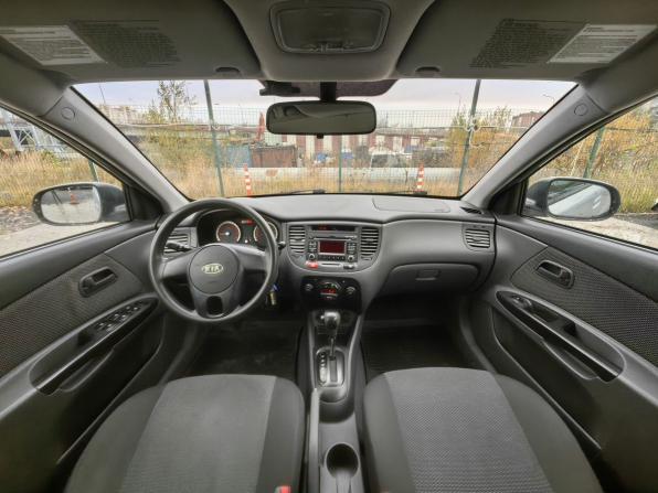 Kia Rio II Рестайлинг с пробегом 2010 года, цена 679 000 рублей, 133000 км, хэтчбек, Автокод Объявления