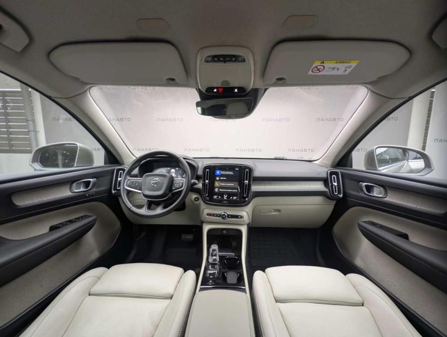 Volvo XC40 I Москва  - изображение 14