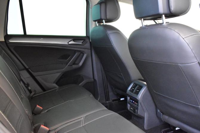 Volkswagen Tiguan II Рестайлинг с пробегом 2021 года, цена 3 223 000 рублей, 52743 км, внедорожник, Автокод Объявления