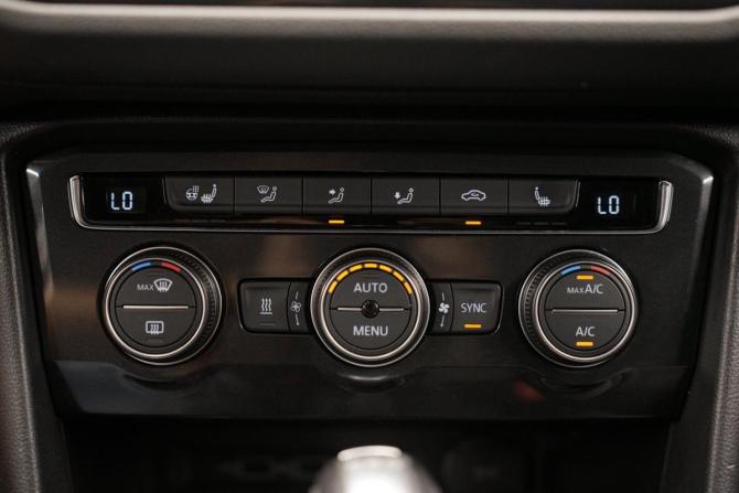 Volkswagen Tiguan II с пробегом 2018 года, цена 2 750 000 рублей, 164585 км, внедорожник, Автокод Объявления