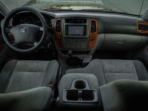 Toyota Land Cruiser 100 Series Рестайлинг 2 с пробегом 2006 года, цена 2 204 000 рублей, 305795 км, внедорожник, Автокод Объявления