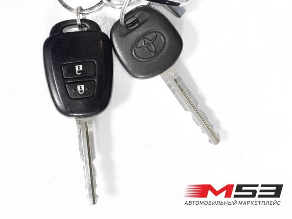 Toyota Vitz III (XP130) Рестайлинг 2 с пробегом 2017 года, цена 1 199 997 рублей, 62540 км, хэтчбек, Автокод Объявления