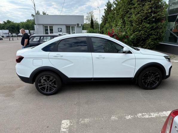 Lada (ВАЗ) Vesta I Рестайлинг (NG) с пробегом 2024 года, цена 1 320 000 рублей, 24000 км, седан, Автокод Объявления