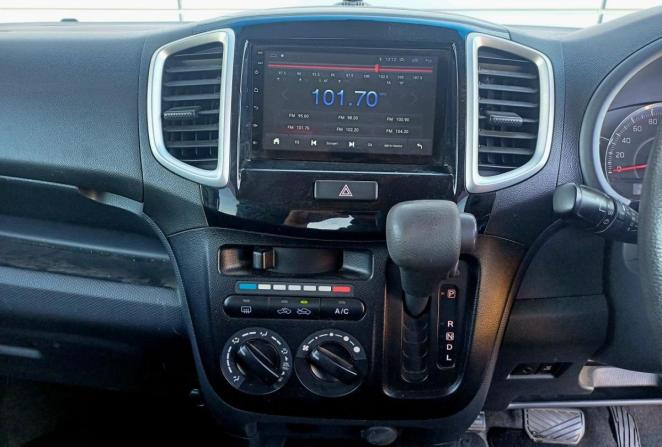 Suzuki Solio III с пробегом 2015 года, цена 787 000 рублей, 190133 км, микровэн, Автокод Объявления