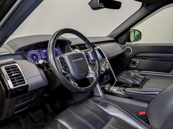 Land Rover Discovery V с пробегом 2018 года, цена 4 350 000 рублей, 117782 км, внедорожник, Автокод Объявления