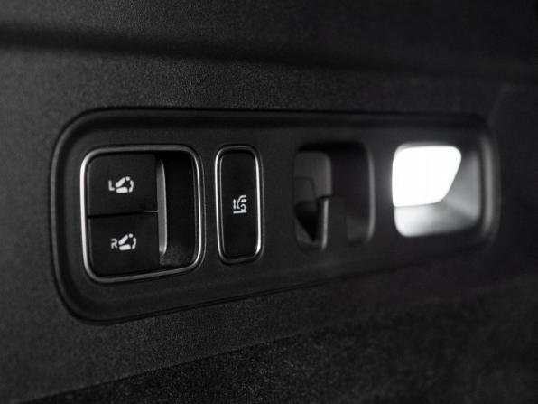 Li Auto (Lixiang) L7 I с пробегом 2023 года, цена 5 690 000 рублей, 52700 км, внедорожник, Автокод Объявления