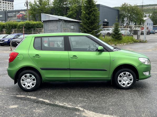 Skoda Fabia II Рестайлинг с пробегом 2012 года, цена 450 000 рублей, 184613 км, хэтчбек, Автокод Объявления