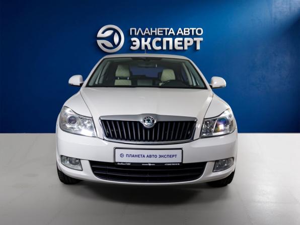 Skoda Octavia II (A5) Рестайлинг с пробегом 2011 года, цена 799 000 рублей, 179139 км, лифтбек, Автокод Объявления