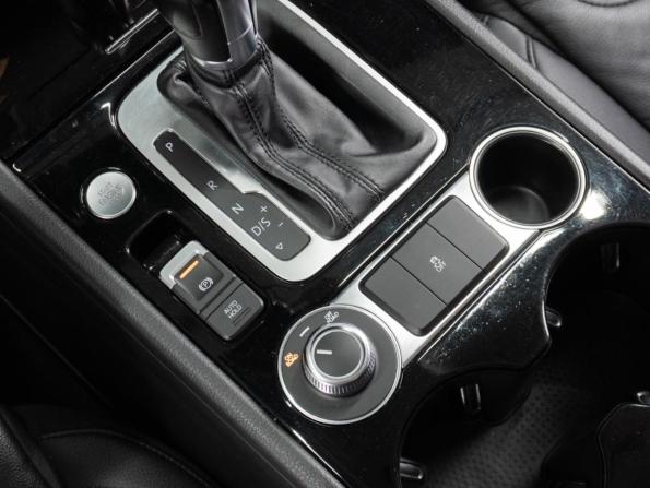 Volkswagen Touareg II Рестайлинг с пробегом 2016 года, цена 2 999 000 рублей, 201407 км, внедорожник, Автокод Объявления