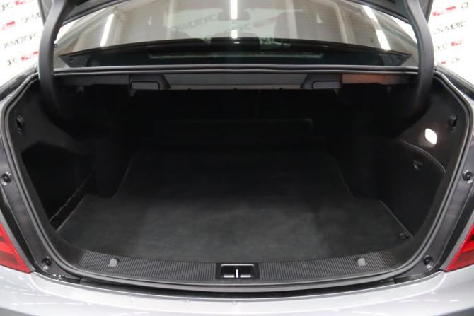 Mercedes-Benz C-Класс III (W204) Рестайлинг с пробегом 2011 года, цена 1 465 650 рублей, 174381 км, седан, Автокод Объявления
