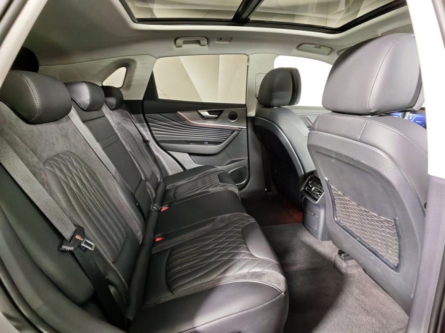 Hongqi HS5 I Рестайлинг Москва  - изображение 16