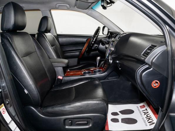 Toyota Highlander II (XU40) Рестайлинг с пробегом 2010 года, цена 2 050 000 рублей, 207457 км, внедорожник, Автокод Объявления