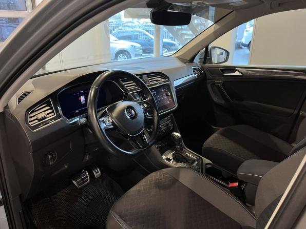 Volkswagen Tiguan II с пробегом 2018 года, цена 2 930 000 рублей, 108549 км, внедорожник, Автокод Объявления