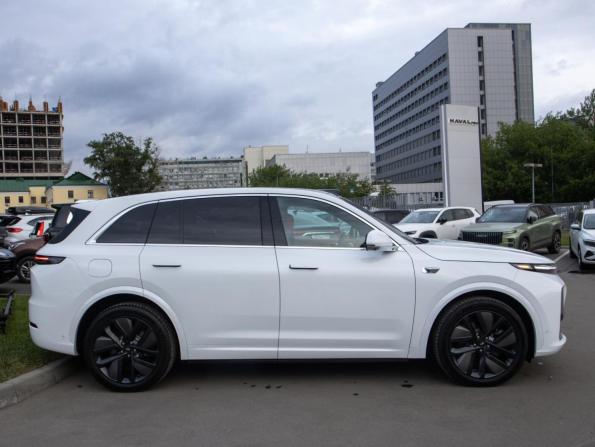 Li Auto (Lixiang) L7 I Рестайлинг с пробегом 2025 года, цена 7 350 000 рублей, 15657 км, внедорожник, Автокод Объявления