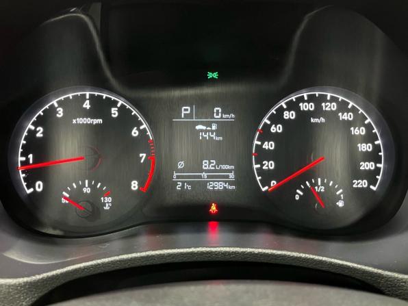 Hyundai Solaris II с пробегом 2018 года, цена 1 593 000 рублей, 13000 км, седан, Автокод Объявления