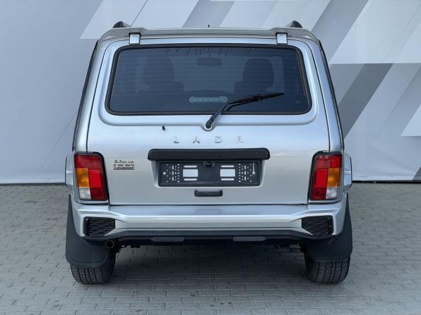 Lada (ВАЗ) Niva Legend с пробегом 2025 года, цена 1 058 000 рублей, 5461 км, внедорожник, Автокод Объявления