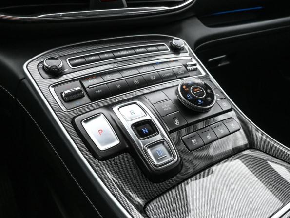 Hyundai Santa Fe IV Рестайлинг с пробегом 2021 года, цена 3 469 000 рублей, 125369 км, внедорожник, Автокод Объявления
