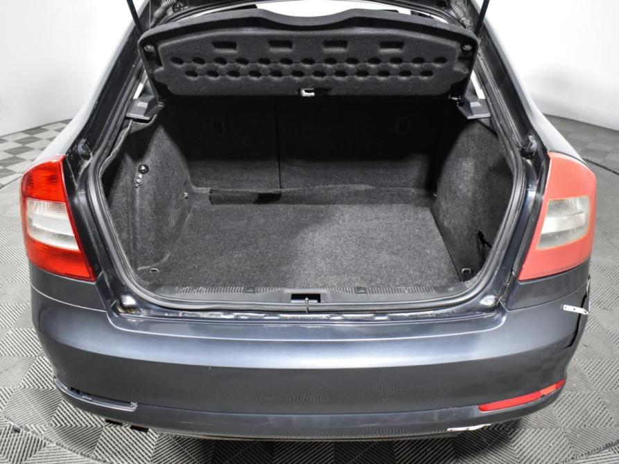 Skoda Octavia II (A5) Рестайлинг Санкт-Петербург  - изображение 19
