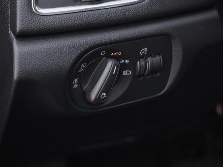 Audi Q3 I (8U) Санкт-Петербург  - изображение 19