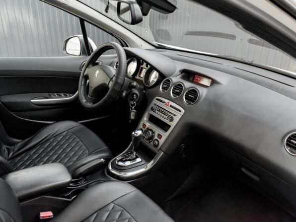 Peugeot 308 I с пробегом 2010 года, цена 580 000 рублей, 167240 км, хэтчбек, Автокод Объявления