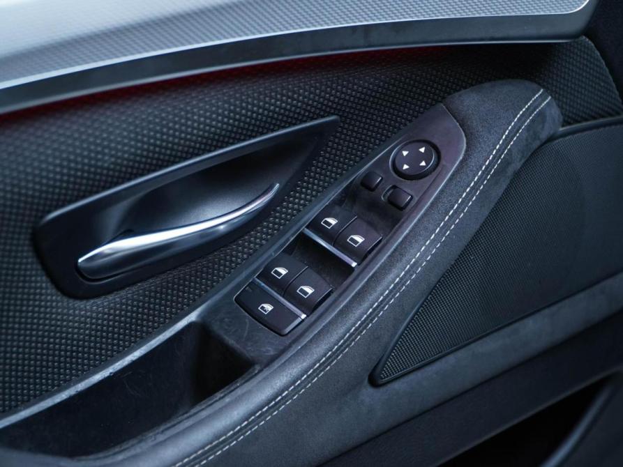 BMW 5 серии VI (F10/F11/F07) Рестайлинг Москва  - изображение 19