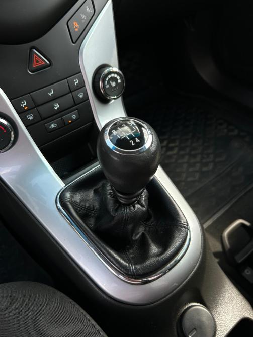 Chevrolet Cruze I Рестайлинг Альметьевск  - изображение 18