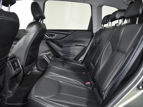 Subaru Forester V с пробегом 2018 года, цена 2 490 000 рублей, 134280 км, внедорожник, Автокод Объявления