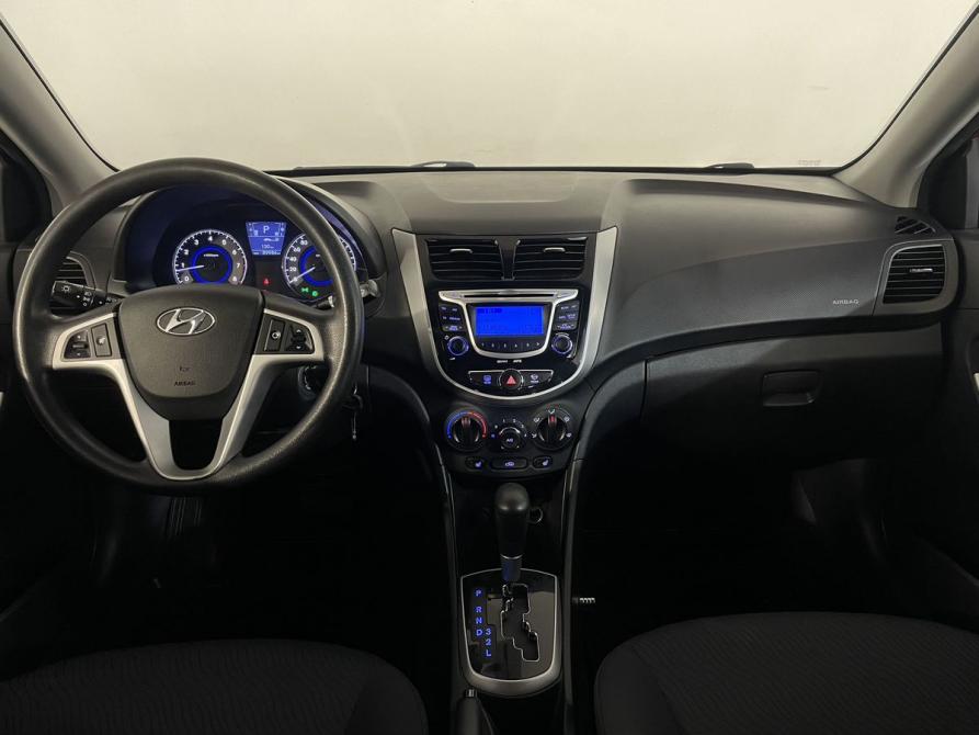 Hyundai Solaris I Великий Новгород  - изображение 12