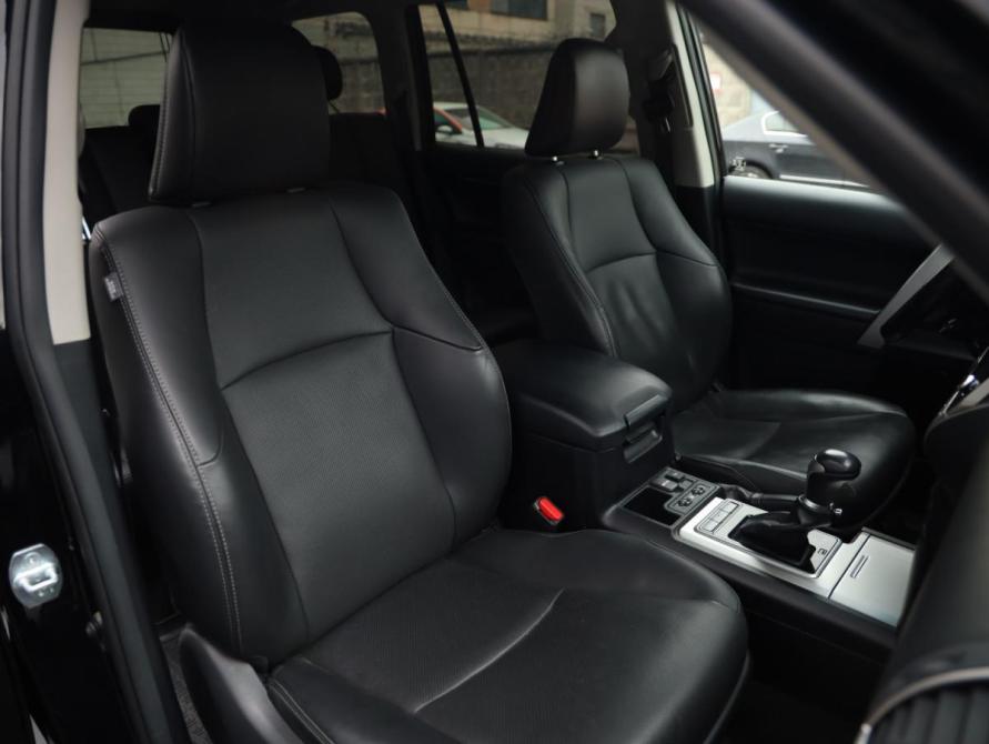 Toyota Land Cruiser Prado 150 Series Рестайлинг 3 Санкт-Петербург  - изображение 28