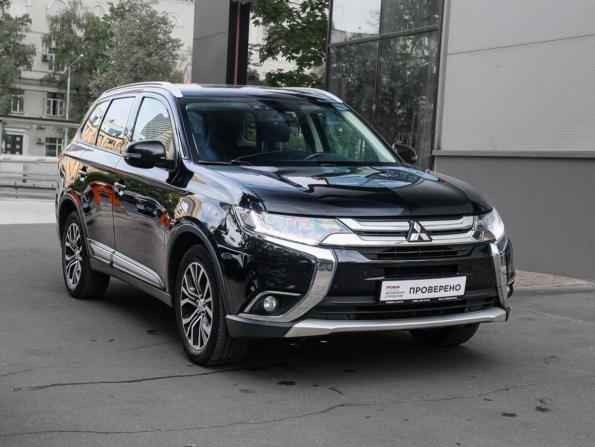 Mitsubishi Outlander III Рестайлинг 2 с пробегом 2018 года, цена 2 250 000 рублей, 57710 км, внедорожник, Автокод Объявления