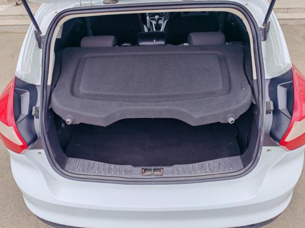 Ford Focus III с пробегом 2013 года, цена 690 000 рублей, 247626 км, хэтчбек, Автокод Объявления