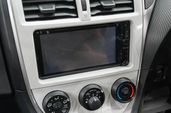 Toyota Ractis II с пробегом 2012 года, цена 849 000 рублей, 147000 км, хэтчбек, Автокод Объявления