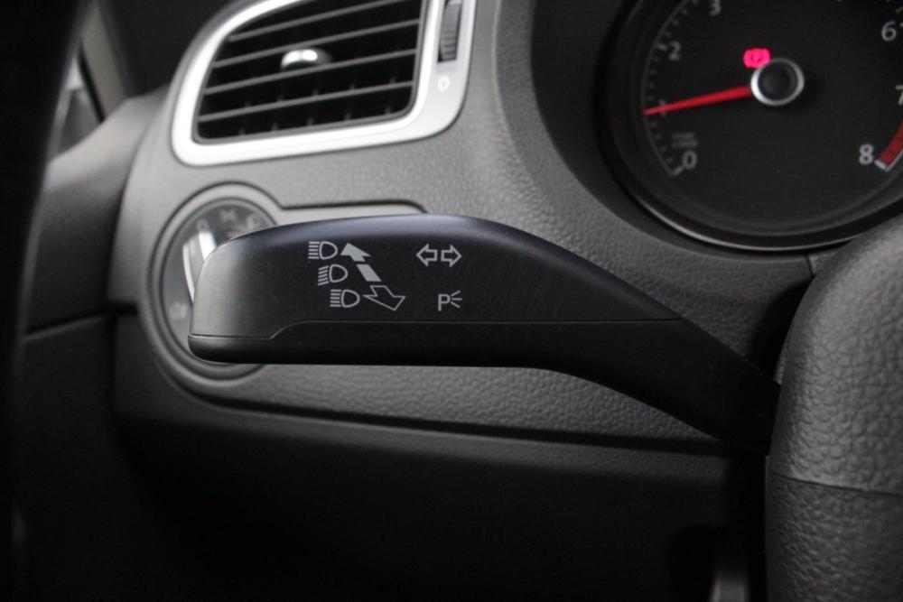 Volkswagen Polo V Рестайлинг Брянск  - изображение 13