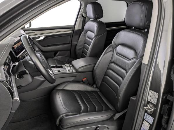 Volkswagen Touareg III с пробегом 2019 года, цена 3 900 000 рублей, 234306 км, внедорожник, Автокод Объявления
