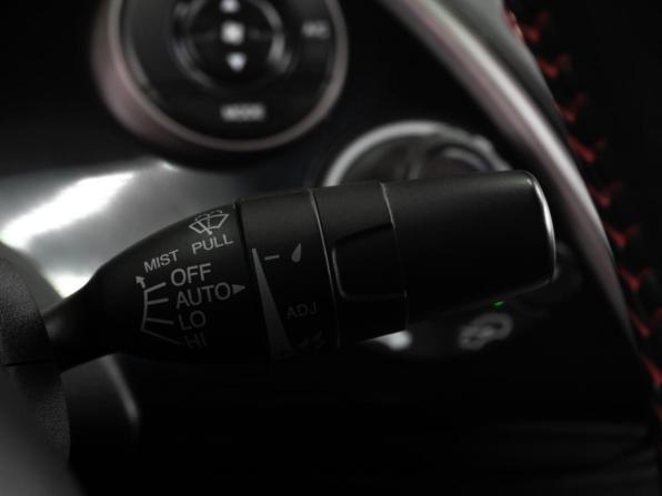 Honda Civic VIII с пробегом 2008 года, цена 869 000 рублей, 227600 км, хэтчбек, Автокод Объявления