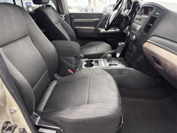 Mitsubishi Pajero IV Рестайлинг 1 с пробегом 2012 года, цена 1 870 700 рублей, 135336 км, внедорожник, Автокод Объявления