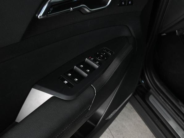Kia Sportage V с пробегом 2025 года, цена 5 099 000 рублей, 5067 км, внедорожник, Автокод Объявления