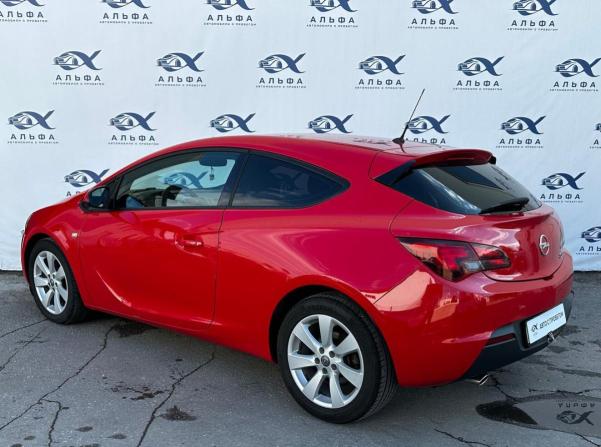 Opel Astra J Рестайлинг с пробегом 2013 года, цена 880 000 рублей, 86500 км, хэтчбек, Автокод Объявления