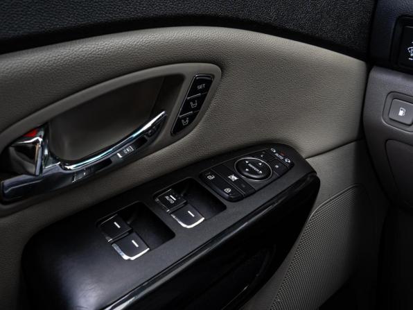 Kia Carnival III с пробегом 2018 года, цена 2 500 000 рублей, 138625 км, минивэн, Автокод Объявления