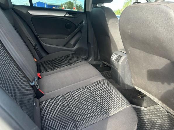 Volkswagen Golf VI с пробегом 2010 года, цена 549 000 рублей, 303147 км, хэтчбек, Автокод Объявления