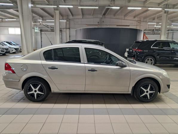 Opel Astra H Рестайлинг с пробегом 2008 года, цена 440 000 рублей, 101282 км, седан, Автокод Объявления