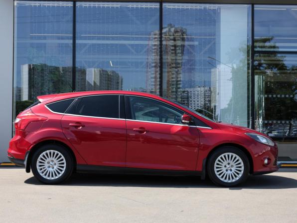 Ford Focus III с пробегом 2012 года, цена 699 000 рублей, 228828 км, хэтчбек, Автокод Объявления